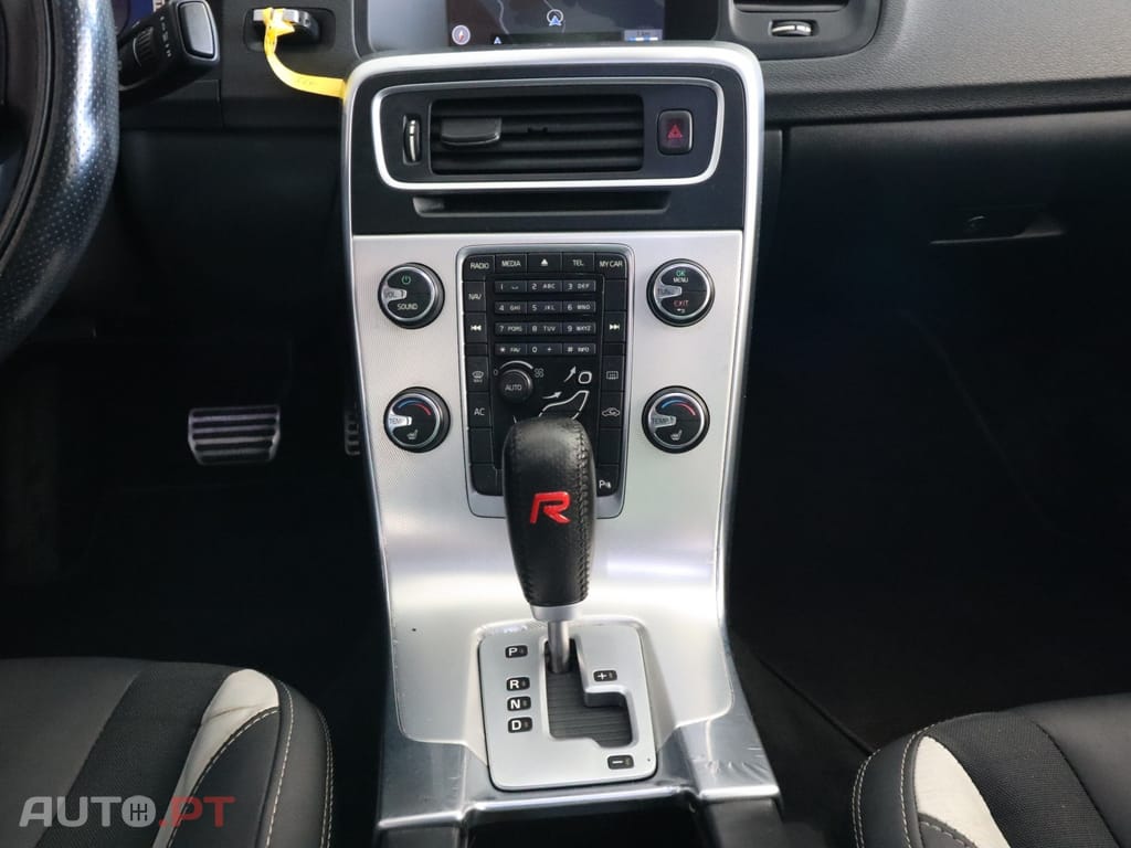 Volvo S60 2.0 D4 R-Design S/S Geartronic