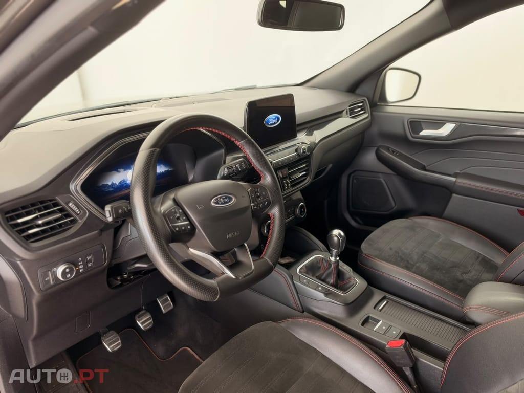 Ford Kuga 1.5 EcoBoost ST-Line X