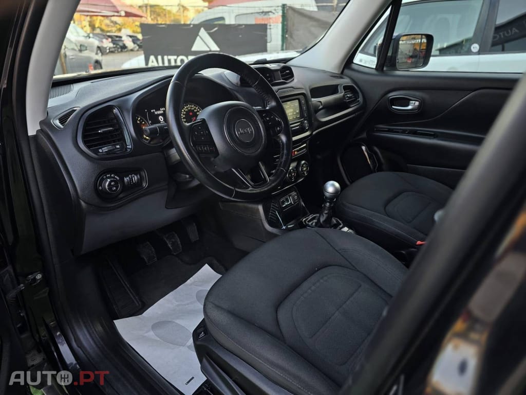 Jeep Renegade 1.6 MJD Night Eagle