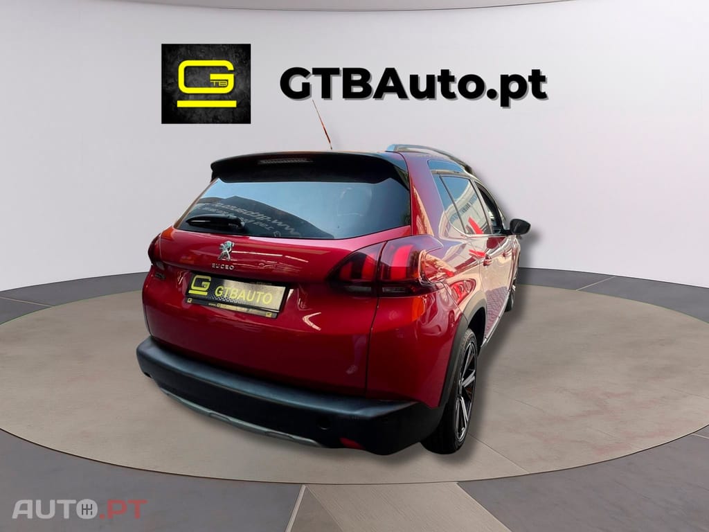 Peugeot 2008  1.2 PureTech Crossway