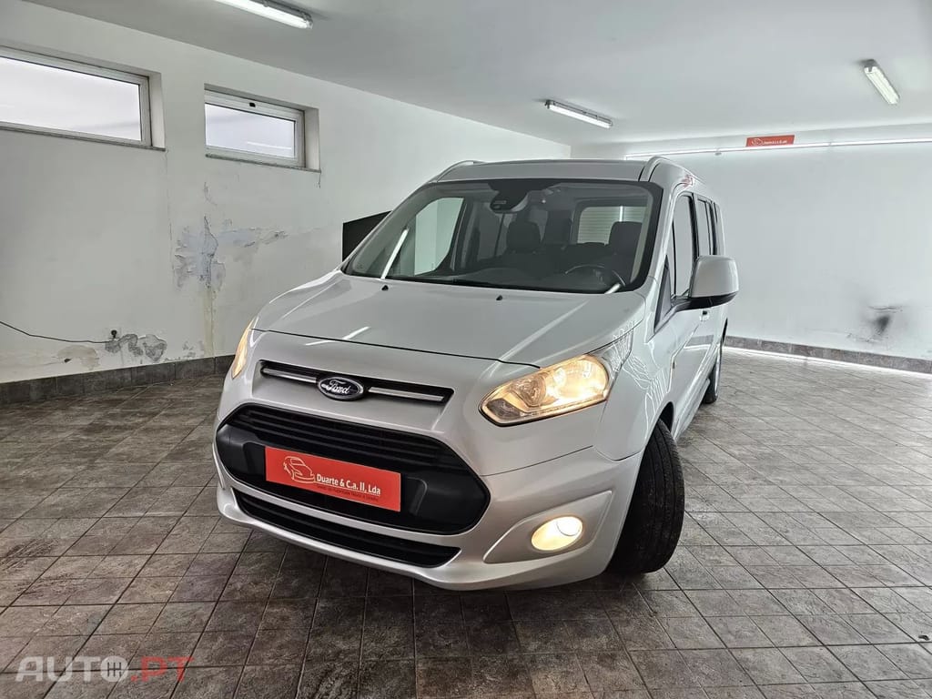Ford Tourneo Grand 1.5 TDCi Active