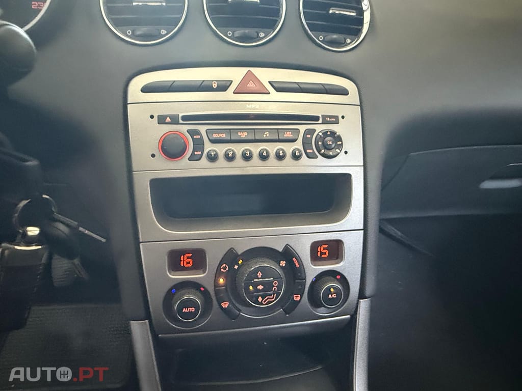 Peugeot 308 1.4 16V Executive