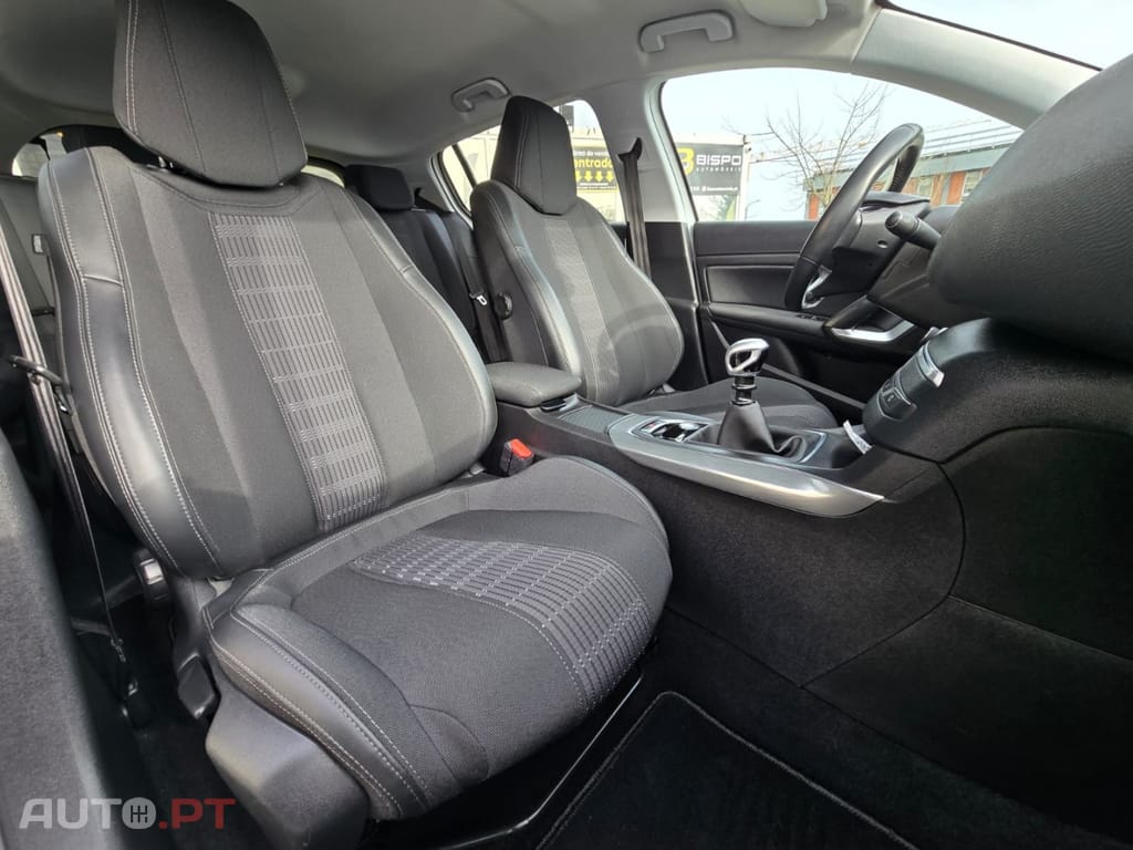 Peugeot 308 1.2 PureTech Style