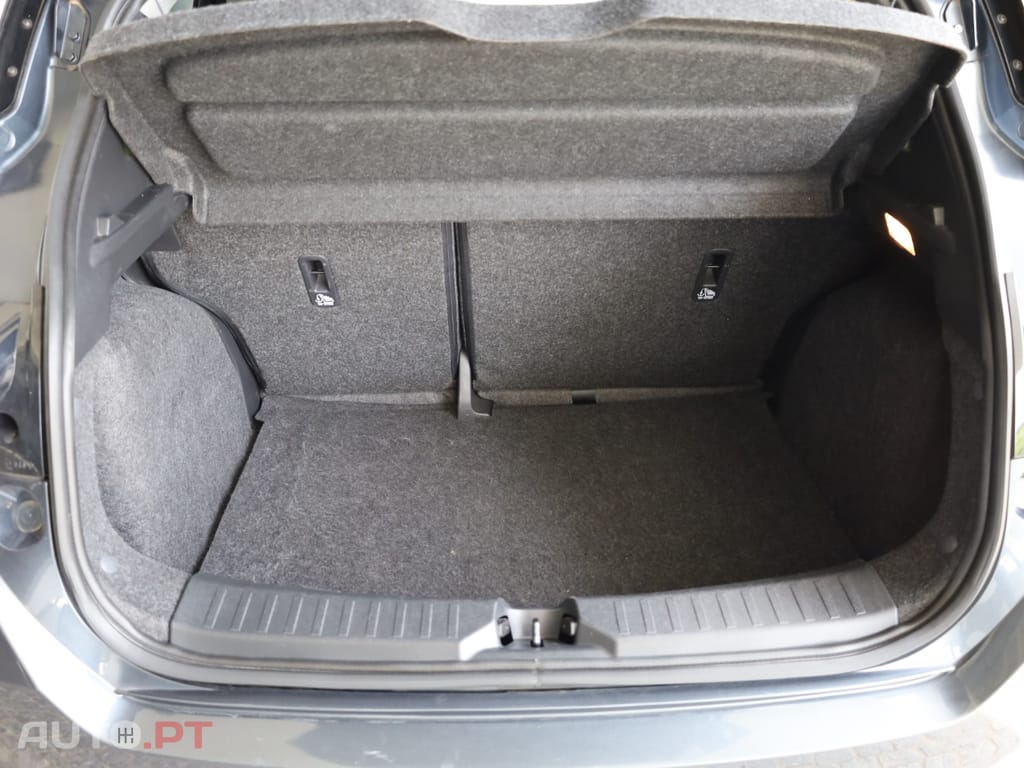 Nissan Micra 1.0 IG-T N-Design Black P: Navy CVT