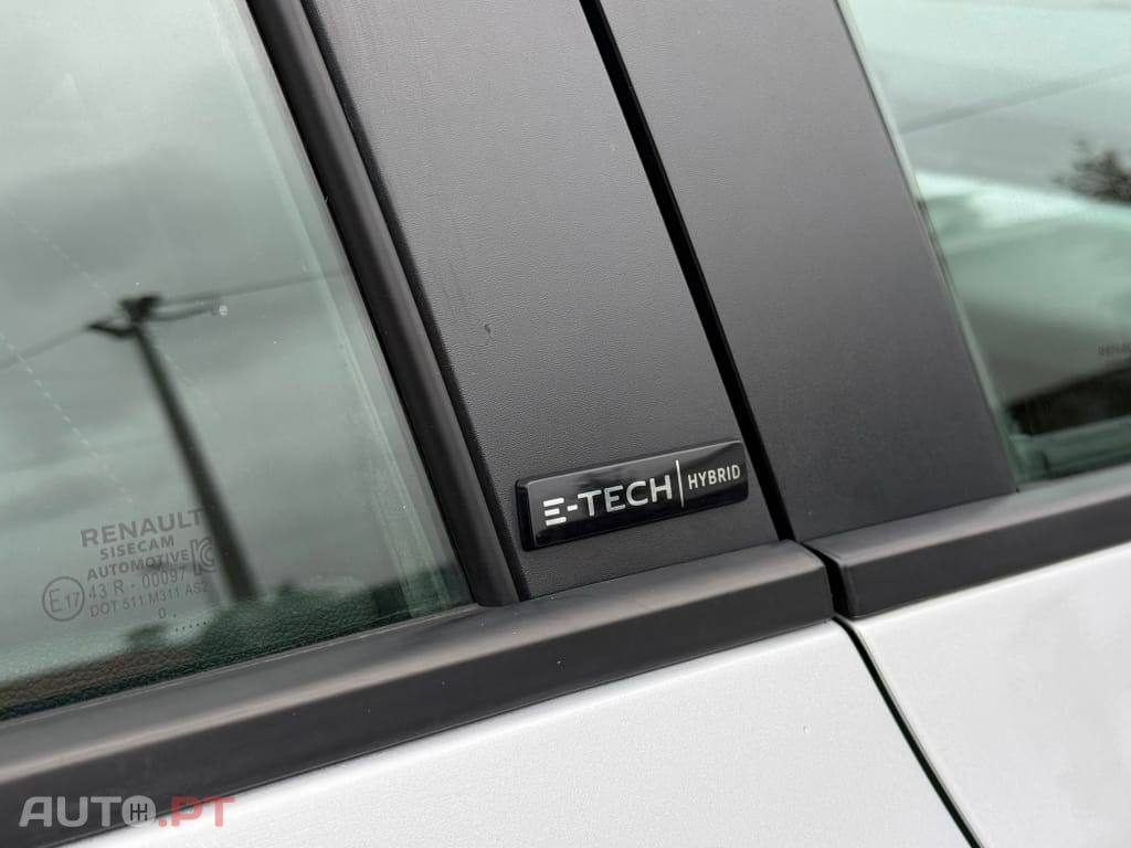 Renault Clio 1.6 E-Tech Intens