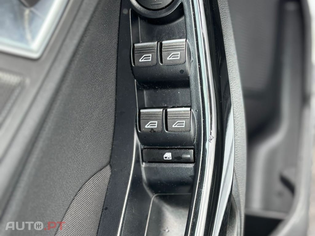 Ford Fiesta 1.0 T EcoBoost Titanium PowerShift