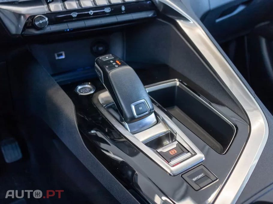 Peugeot 3008 1.2 PureTech Allure EAT6
