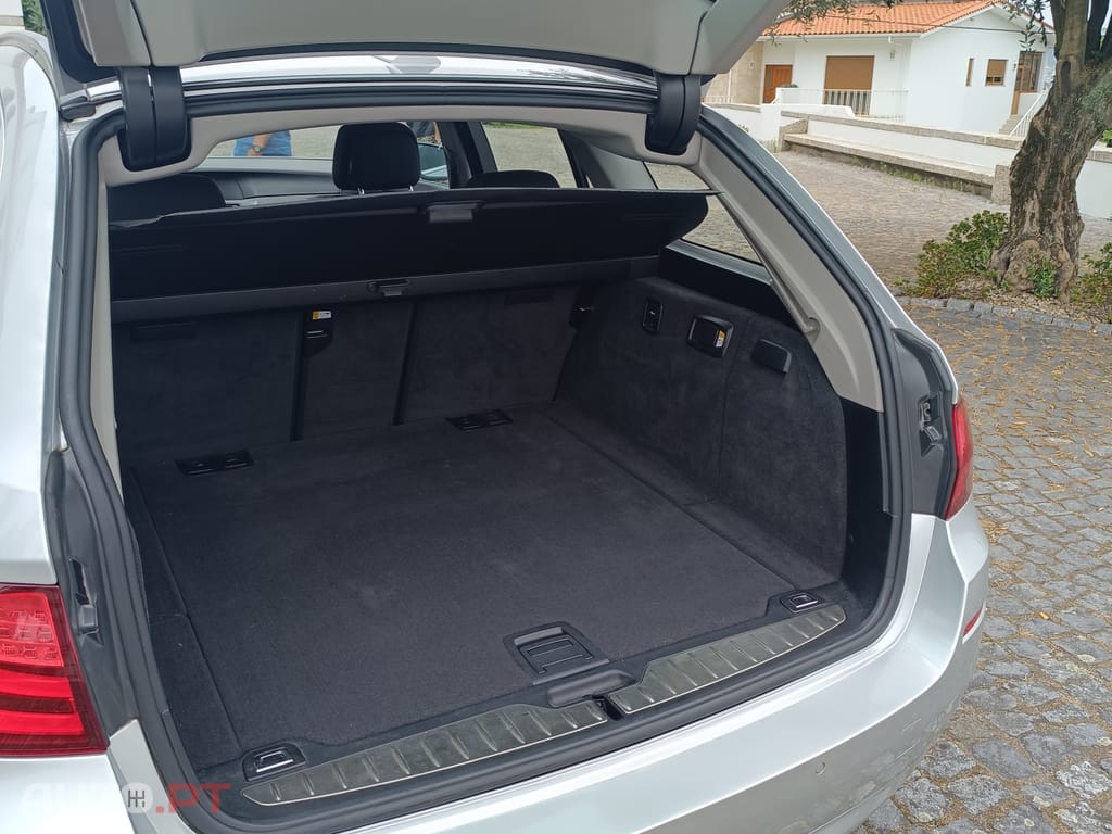 BMW 520 F11 Touring auto
