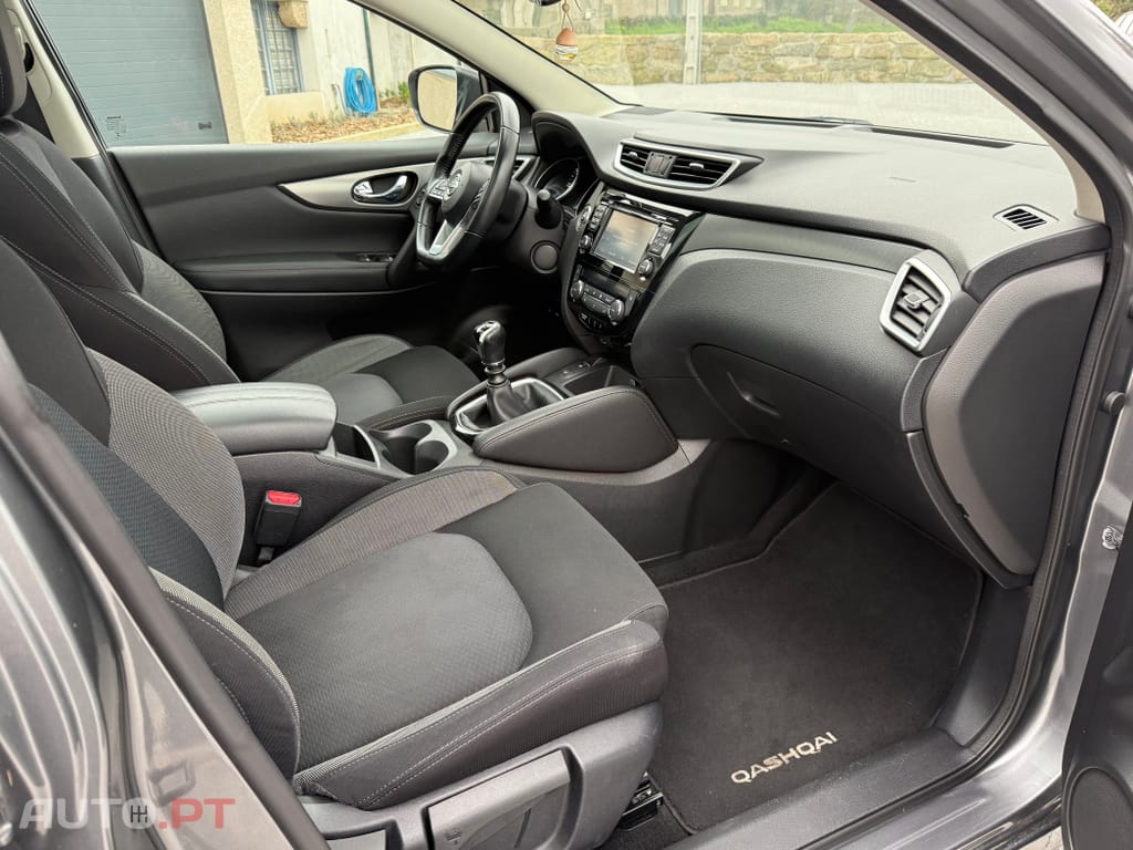 Nissan Qashqai 1.5 dCi N-Connecta