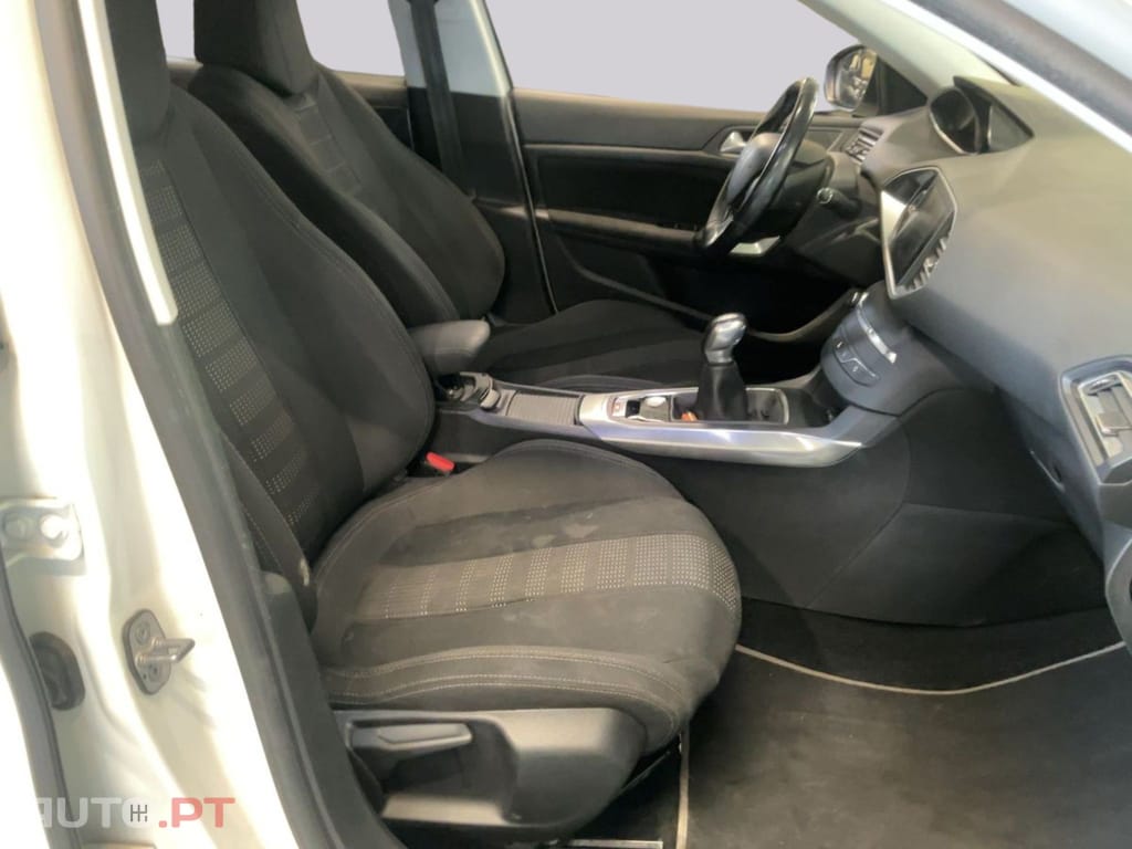 Peugeot 308 1.2 PureTech Allure