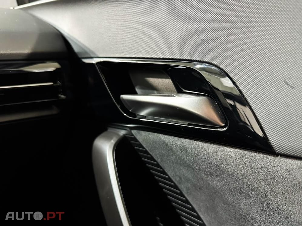 MG MG4 64 kWh XPower Luxury