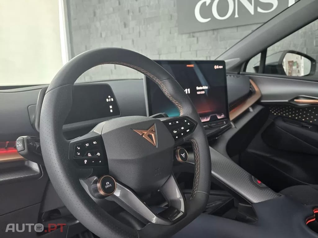 Cupra Tavascan 77 kWh Adrenaline