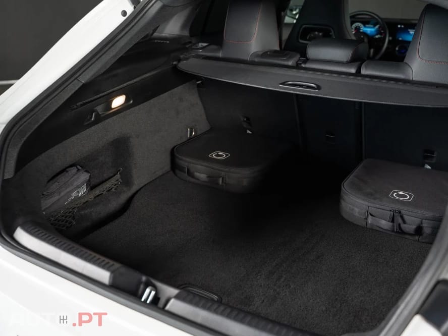 Mercedes-Benz CLA 250 e Shooting Brake AMG Line