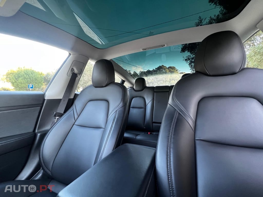 Tesla Model 3 Standard Range Plus RWD