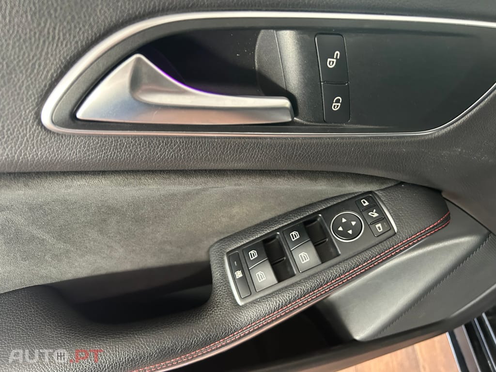 Mercedes-Benz A 200 d AMG Line