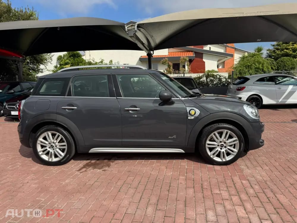MINI Countryman Cooper SE ALL4 Auto