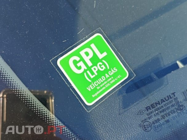 Renault Clio 1.0 TCe Intens Bi-Fuel