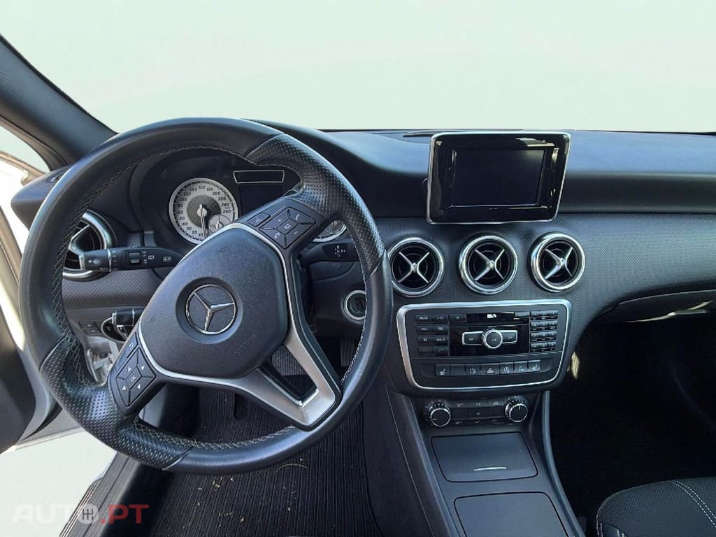 Mercedes-Benz A 180 CDI 7G-DCT Urban