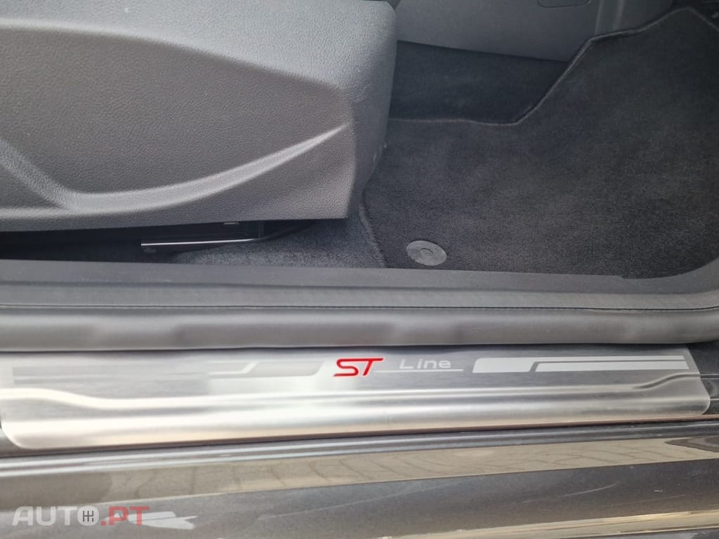 Ford Focus SW 1.5 TDCi ST-Line