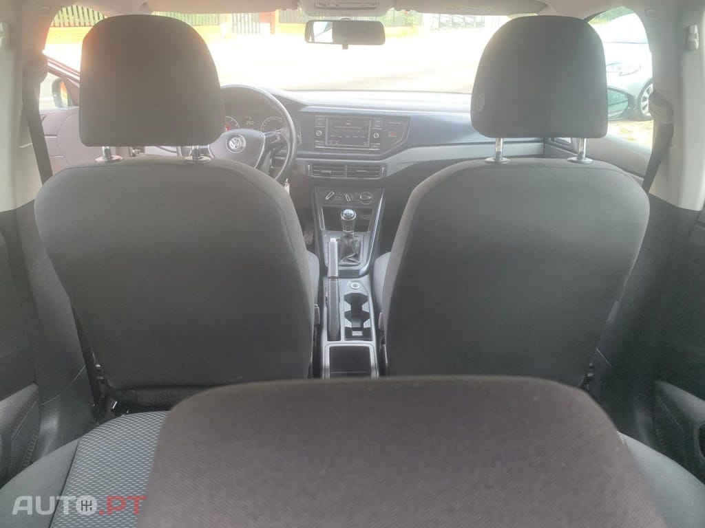 Volkswagen Polo 1.0 Confortline