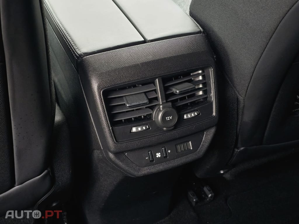 Peugeot 5008 2.0 BlueHDi Allure J18