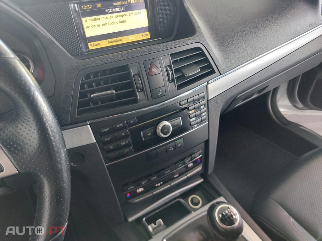 Mercedes-Benz E 220 CDI Avantgarde BlueEfficiency