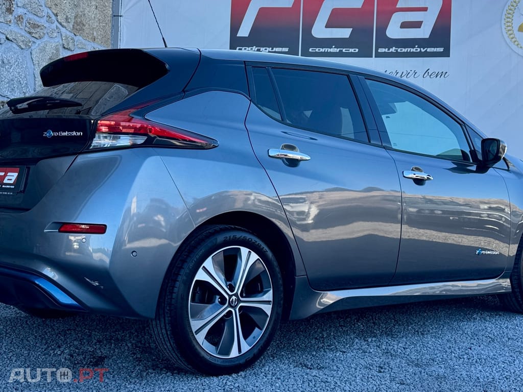 Nissan Leaf Tekna Two Tone+ProPilot Park