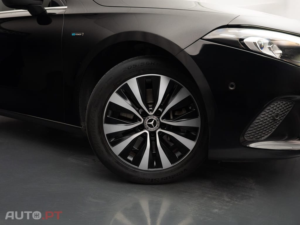 Mercedes-Benz A 250 e Style Plus