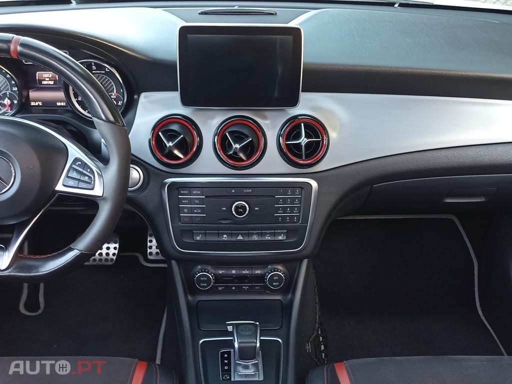 Mercedes-Benz CLA 45 AMG Shooting Brake 4-Matic