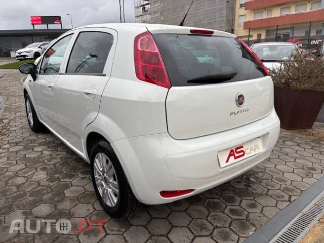 Fiat Punto 1.2 Young II S&S
