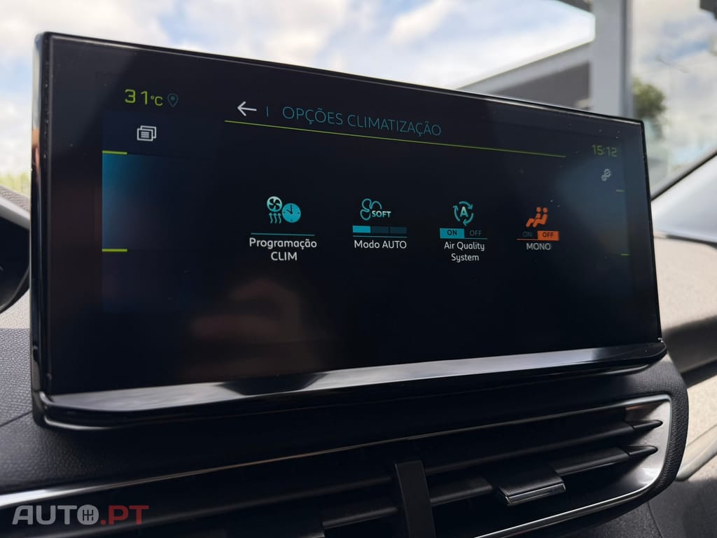 Peugeot 3008 1.6 Hybrid Allure e-EAT8
