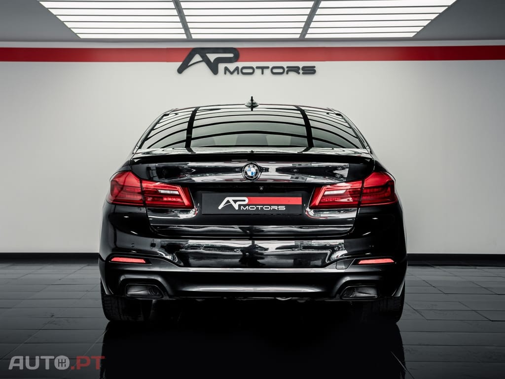 BMW M550 xDrive Auto