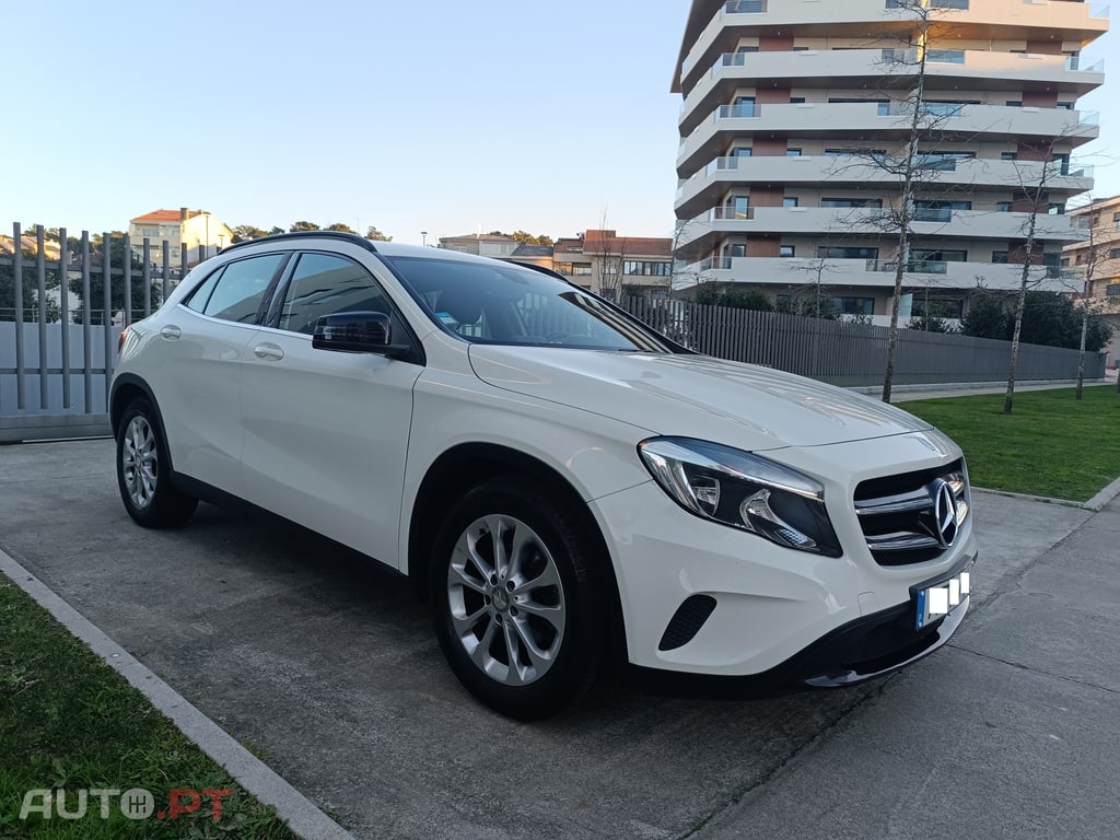 Mercedes-Benz GLA 180 d Style