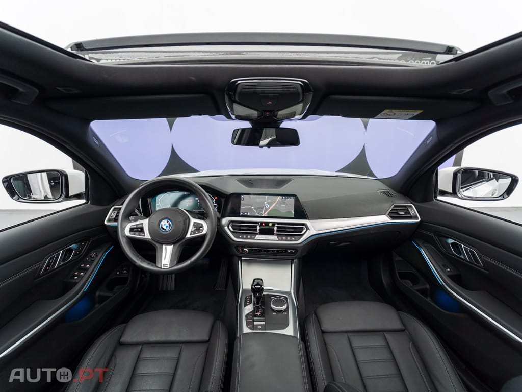 BMW 320 e Line Sport Auto