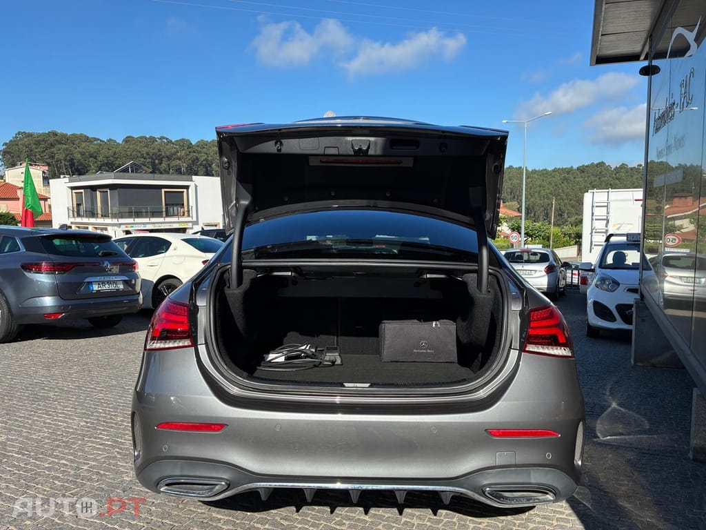 Mercedes-Benz A 250 e AMG Line