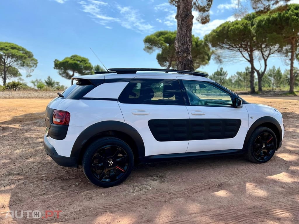 Citroen C4 Cactus 1.2 PureTech Shine