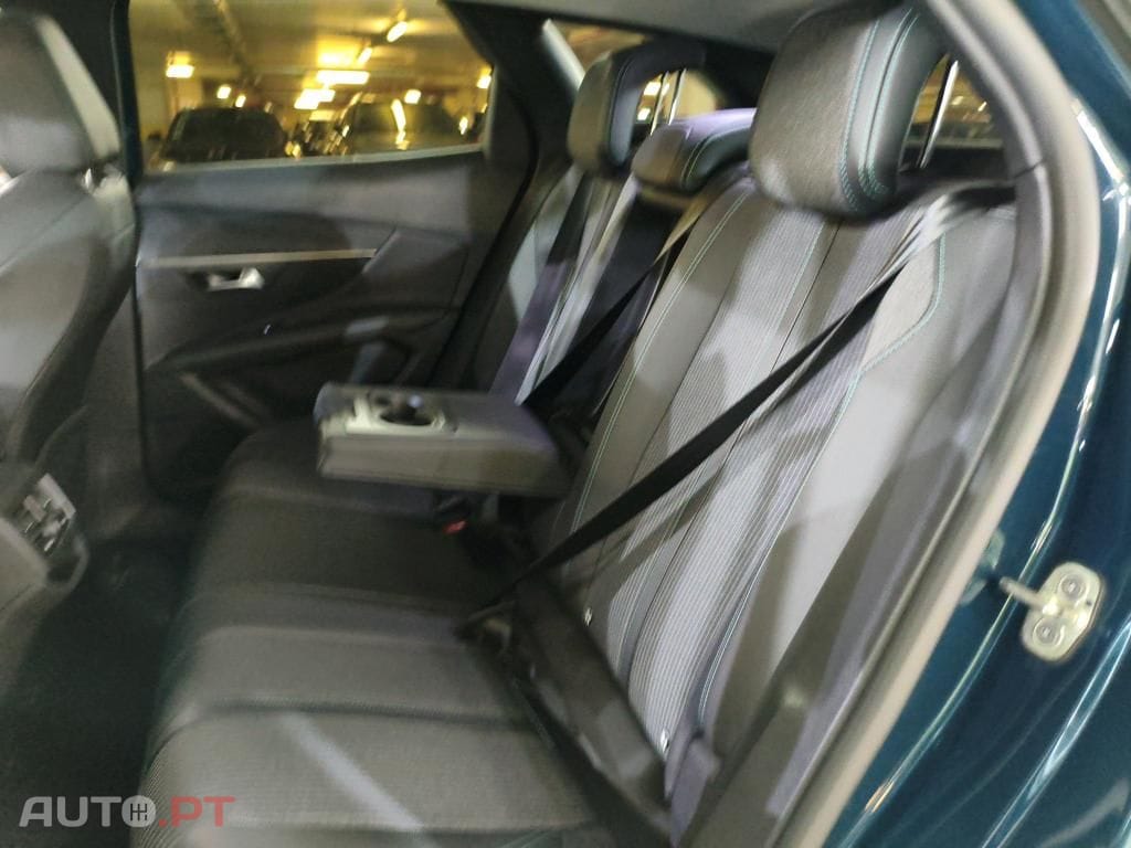 Peugeot 3008 1.5 BlueHDi Allure