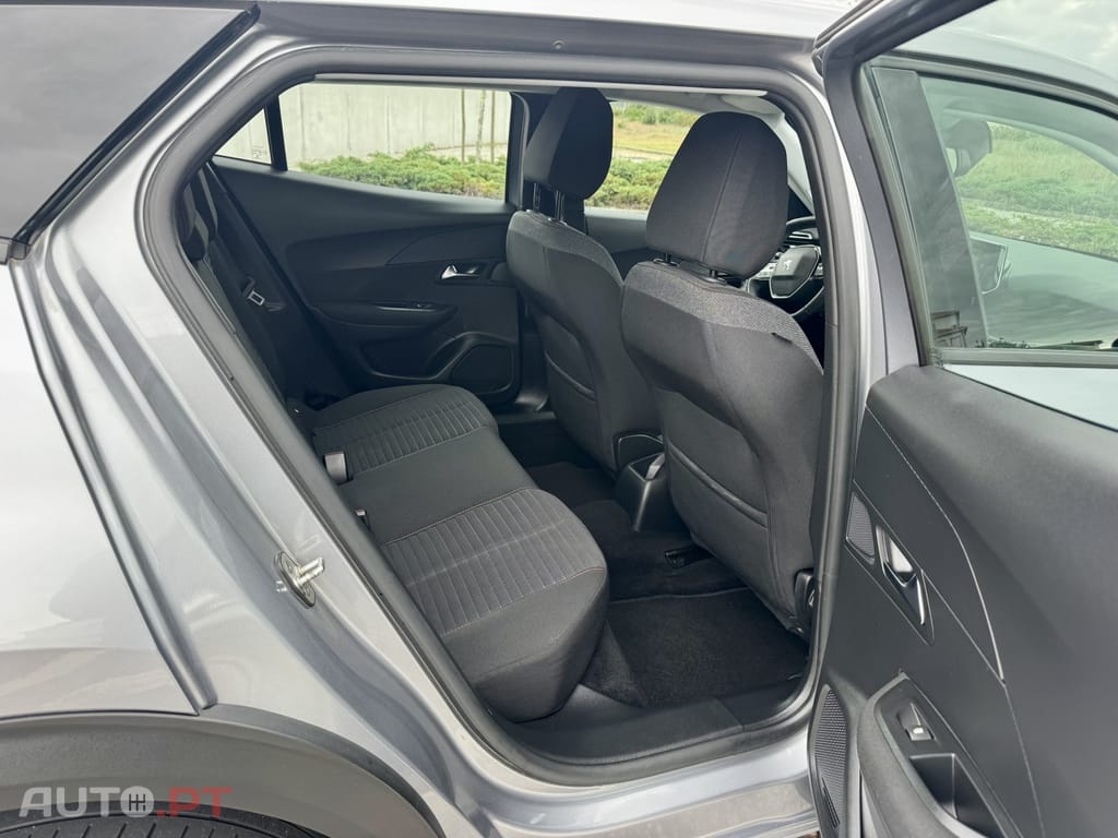 Peugeot 2008 1.5 BlueHDi Active