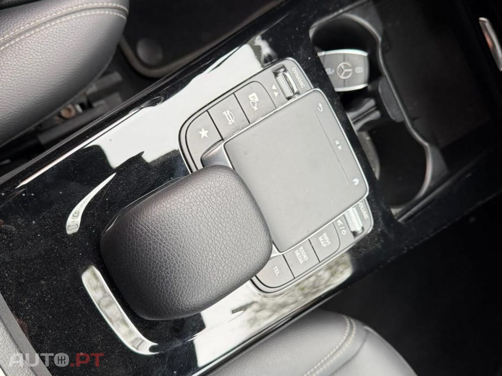 Mercedes-Benz CLA 250 e Progressive