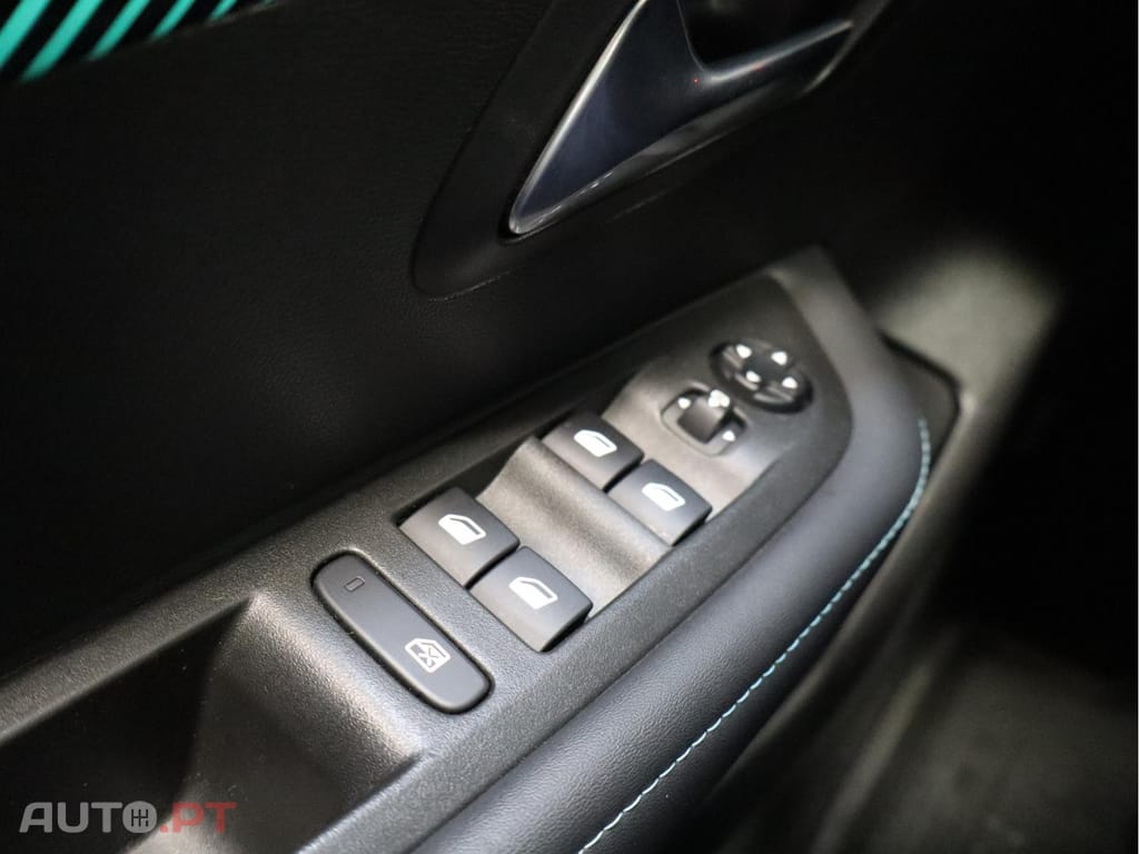 Peugeot 208 Allure Versão Eléctrica