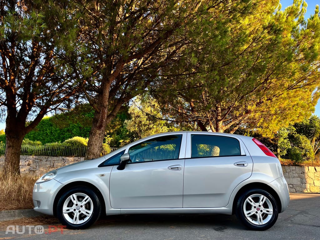 Fiat Grande Punto 1.3 M-Jet Free J15