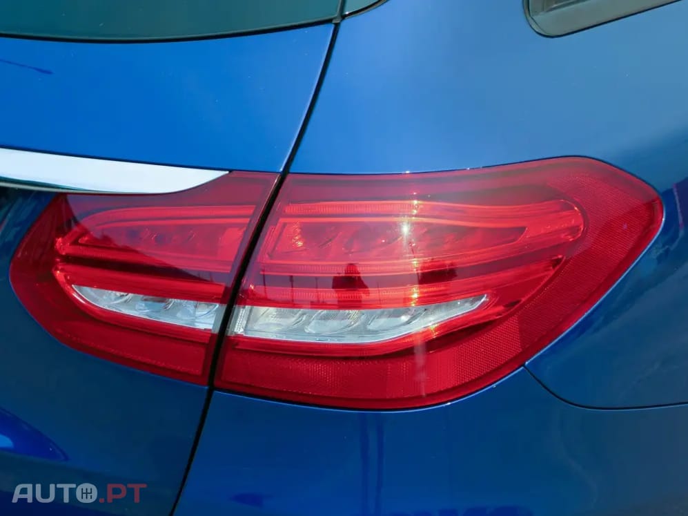 Mercedes-Benz C 300 h Avantgarde+