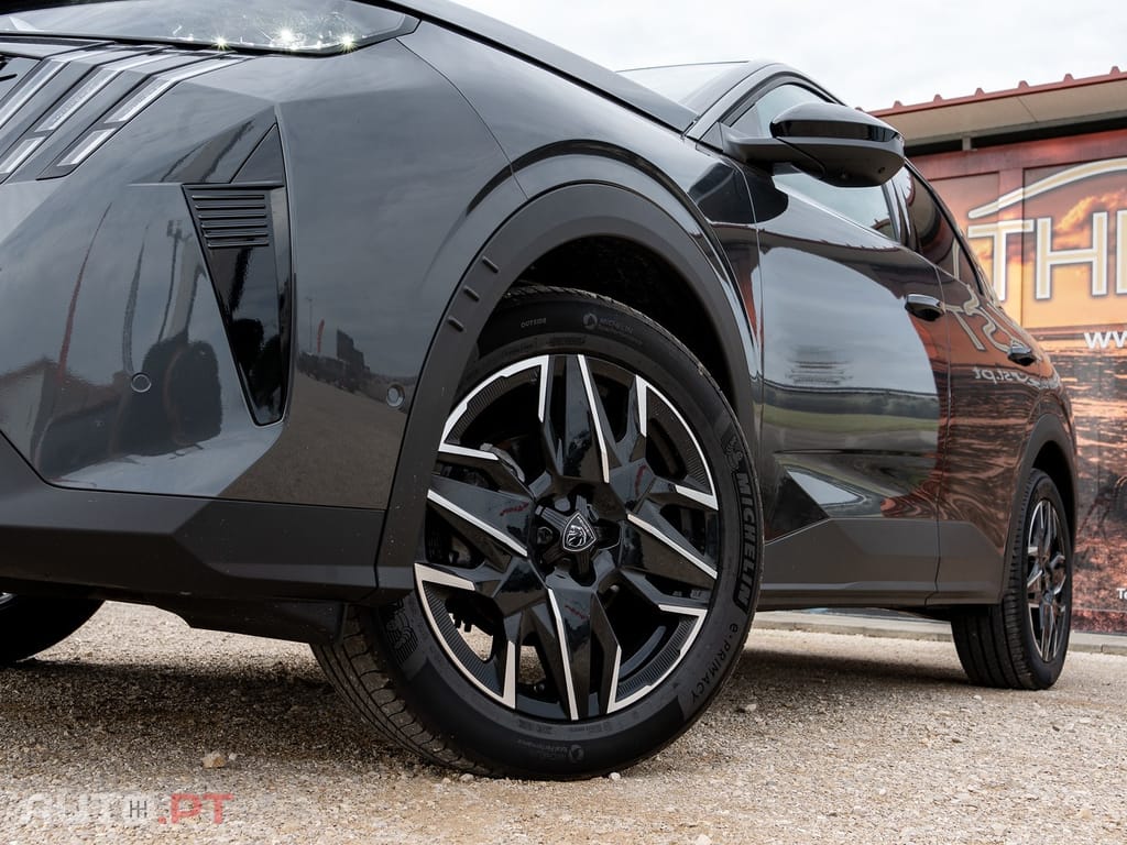 Peugeot 3008 1.2 Hybrid Allure e-DCS6