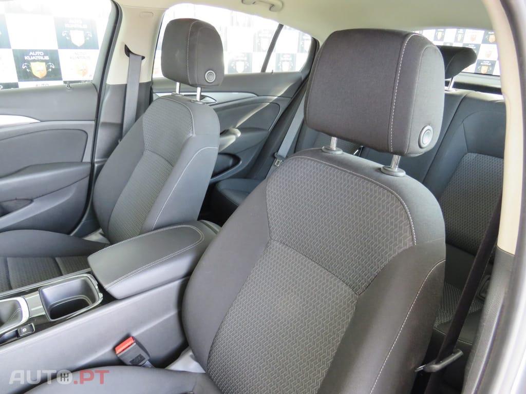 Opel Insignia 1.5 D Business
