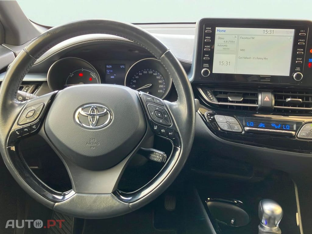 Toyota C-HR 1.8 Hybrid Square Collection