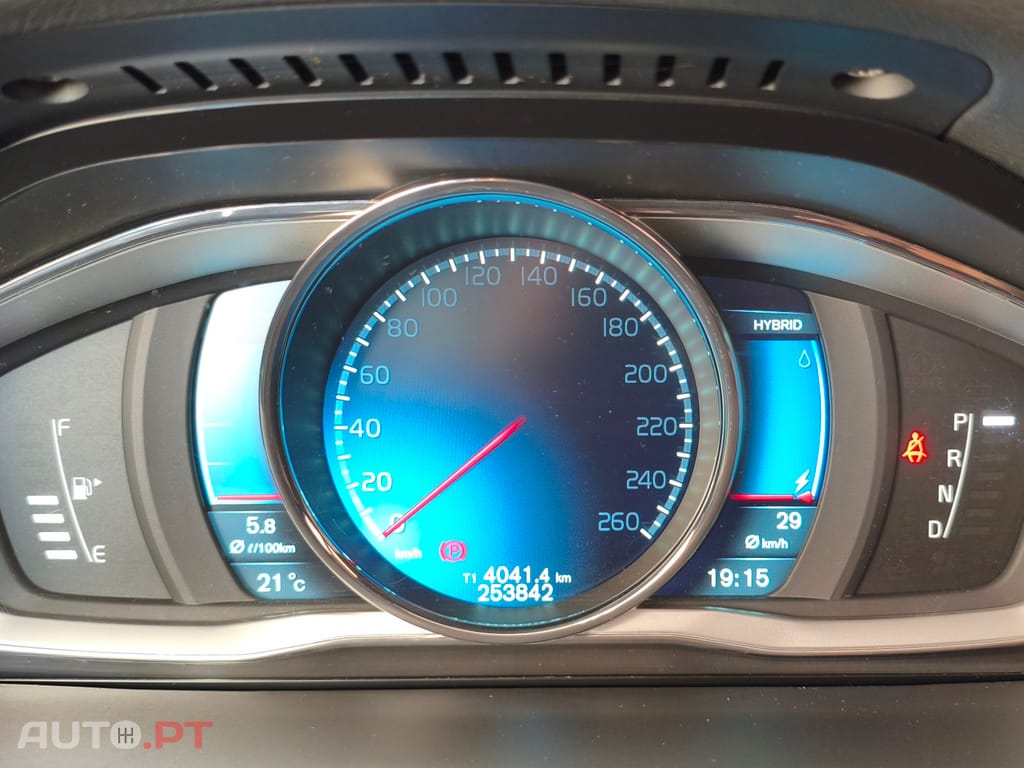 Volvo V60 D6 Plug-in Hybrid