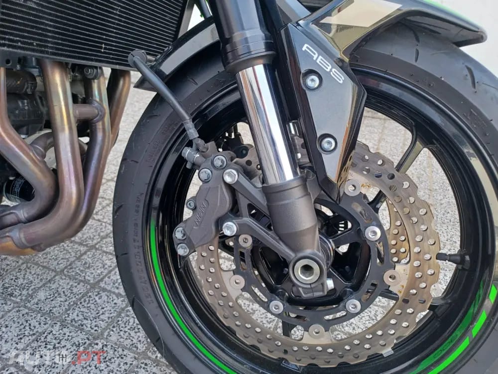 Kawasaki Z 900 PERFOMANCE
