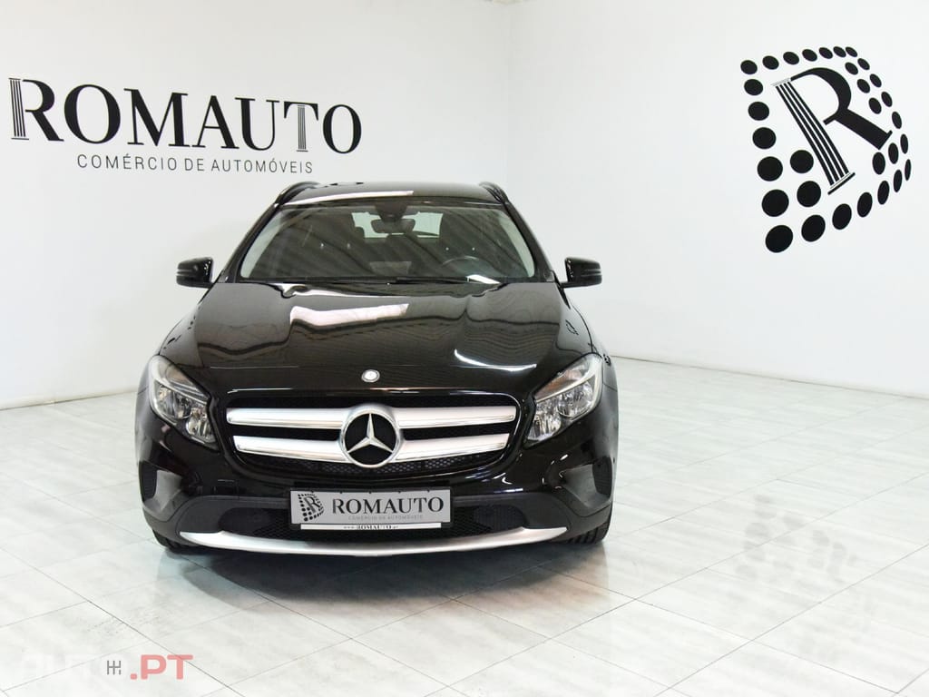 Mercedes-Benz GLA 180 D 7G-DCT URBAN