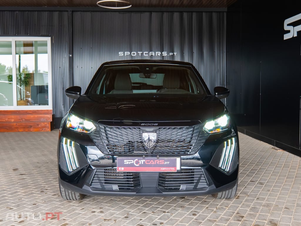 Peugeot 2008 1.2 PureTech Active Pack