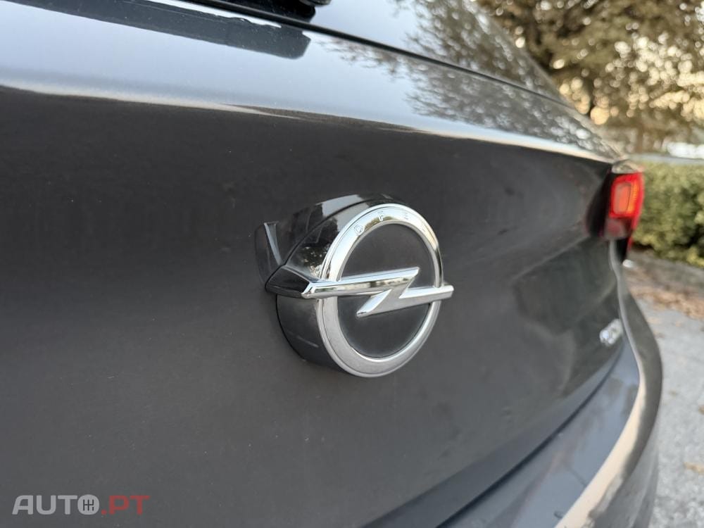 Opel Astra 1.6 CDTi Cosmo S/S J18